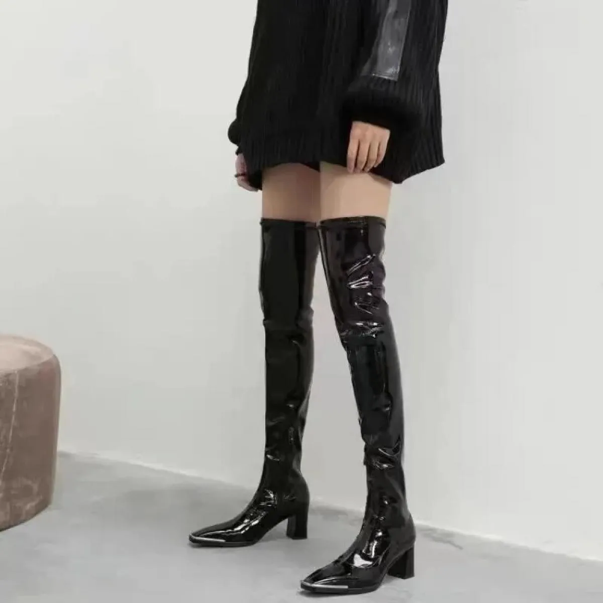 2024 Donne di Vendita Calde Scarpe Moda Tacco Quadrato Inverno Moderno Sopra Il Ginocchio Stivali Piegati A Punta Antiscivolo So