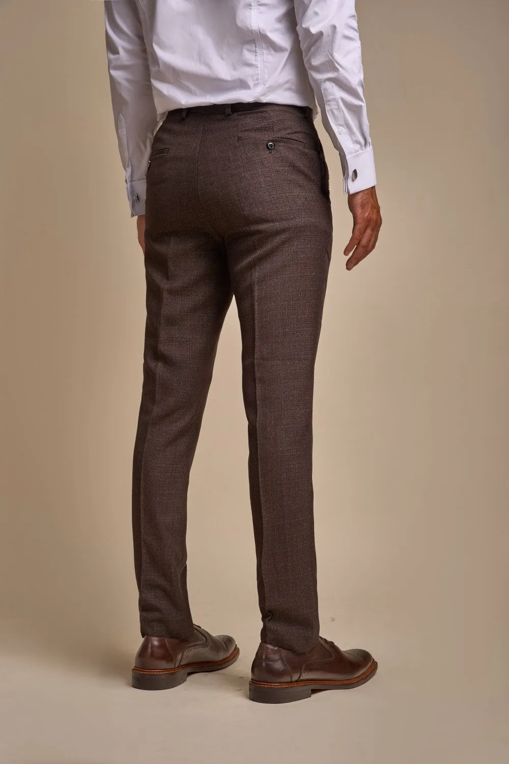 Brown plaid cavani tweed suit with waistcoat