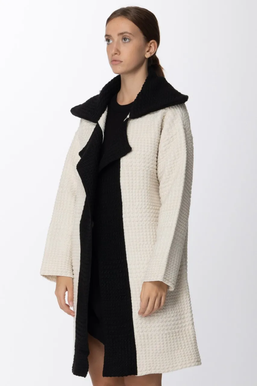 Cappotto in panno con rever a contrasto White/Nero