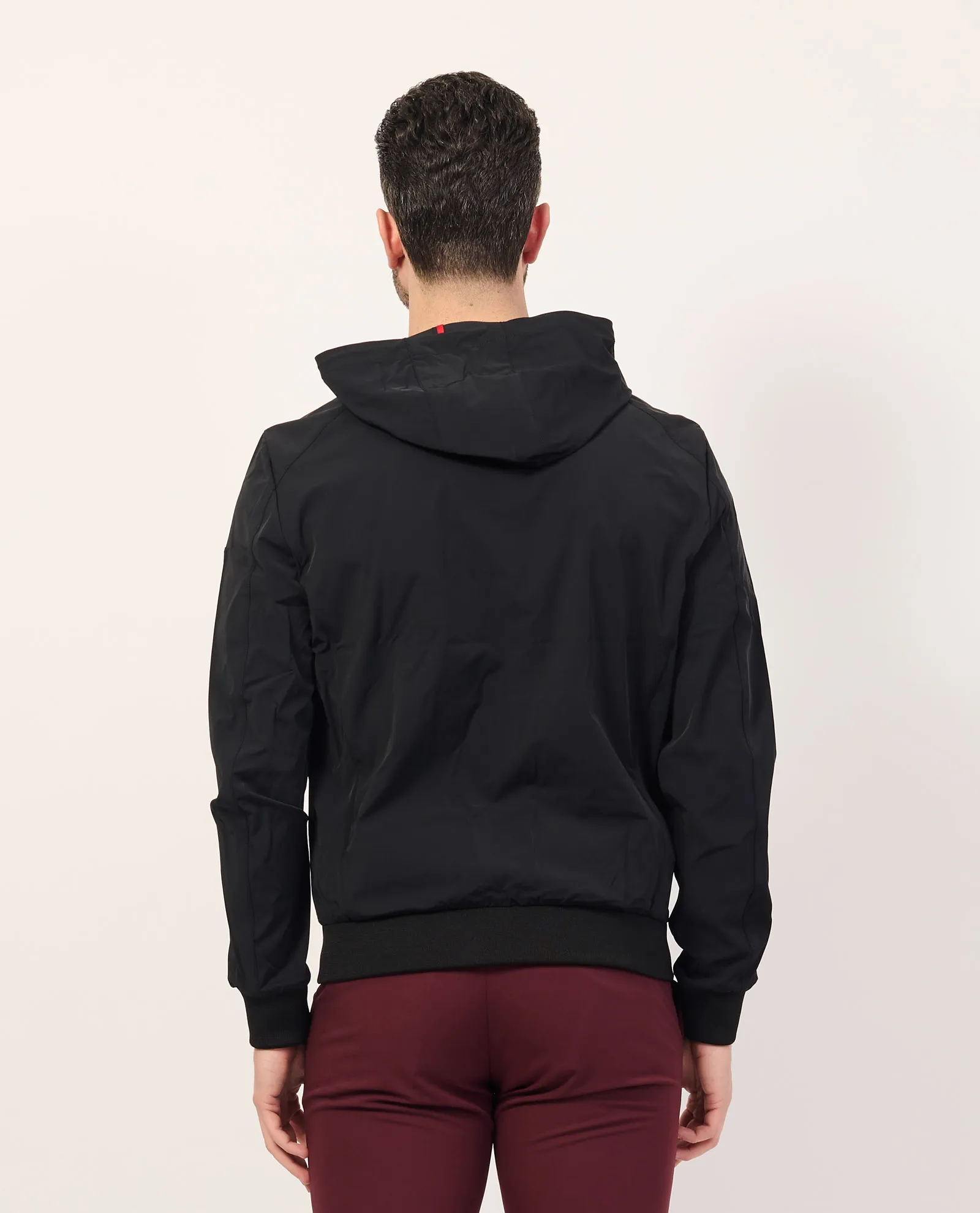 Felpa uomo Guess in misto lyocell con cappuccio e zip