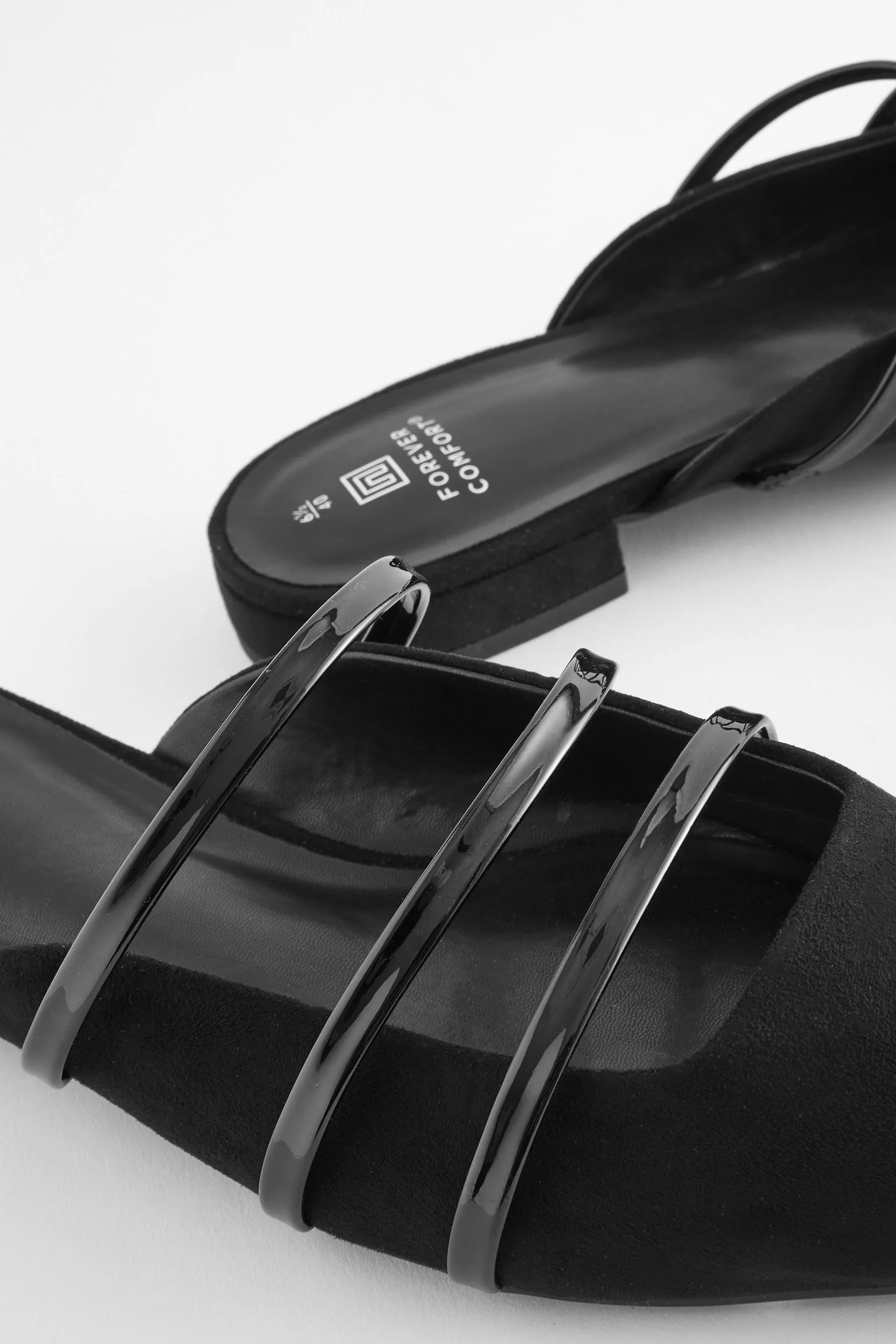 Forever Comfort® - Sabot a punta con listelli
