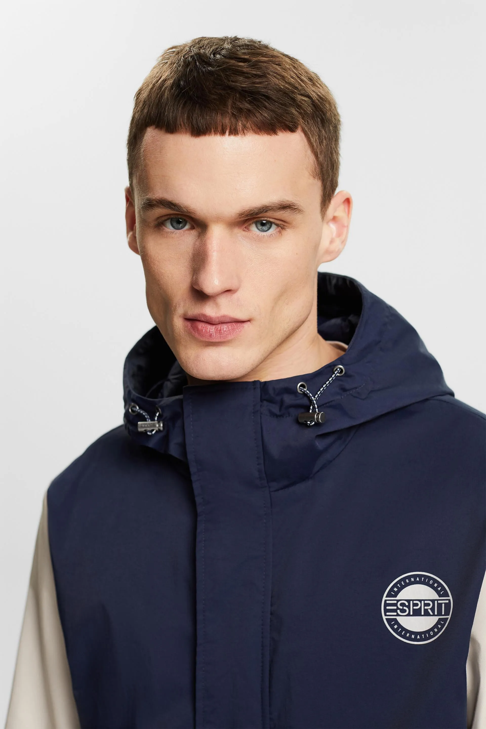 Giacca in materiale misto con logo
