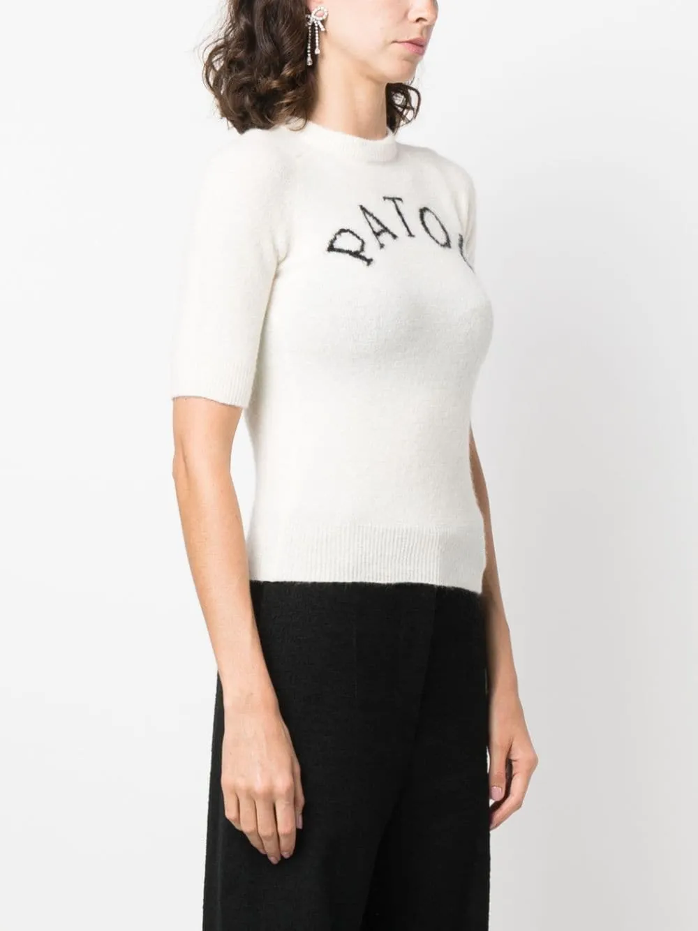 maglia con logo