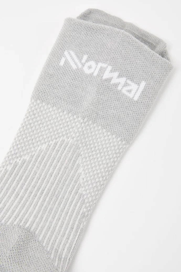 NNORMAL running socks