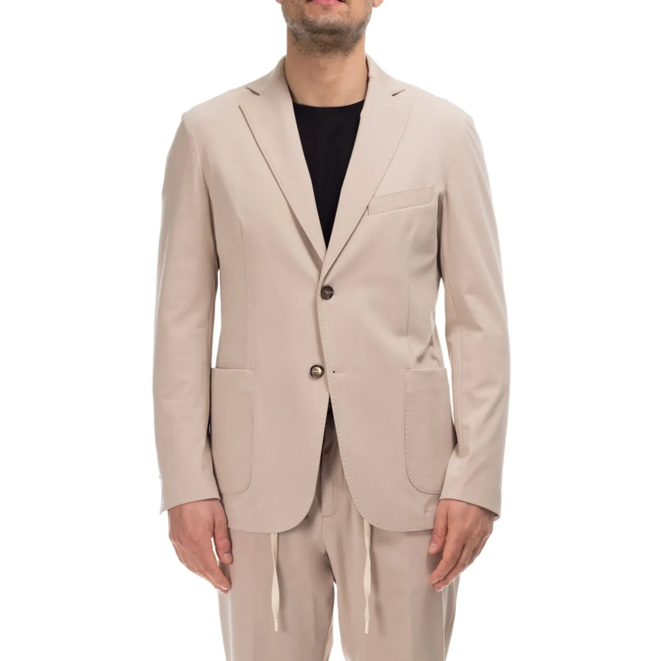 Outfit giacca due bottoni beige