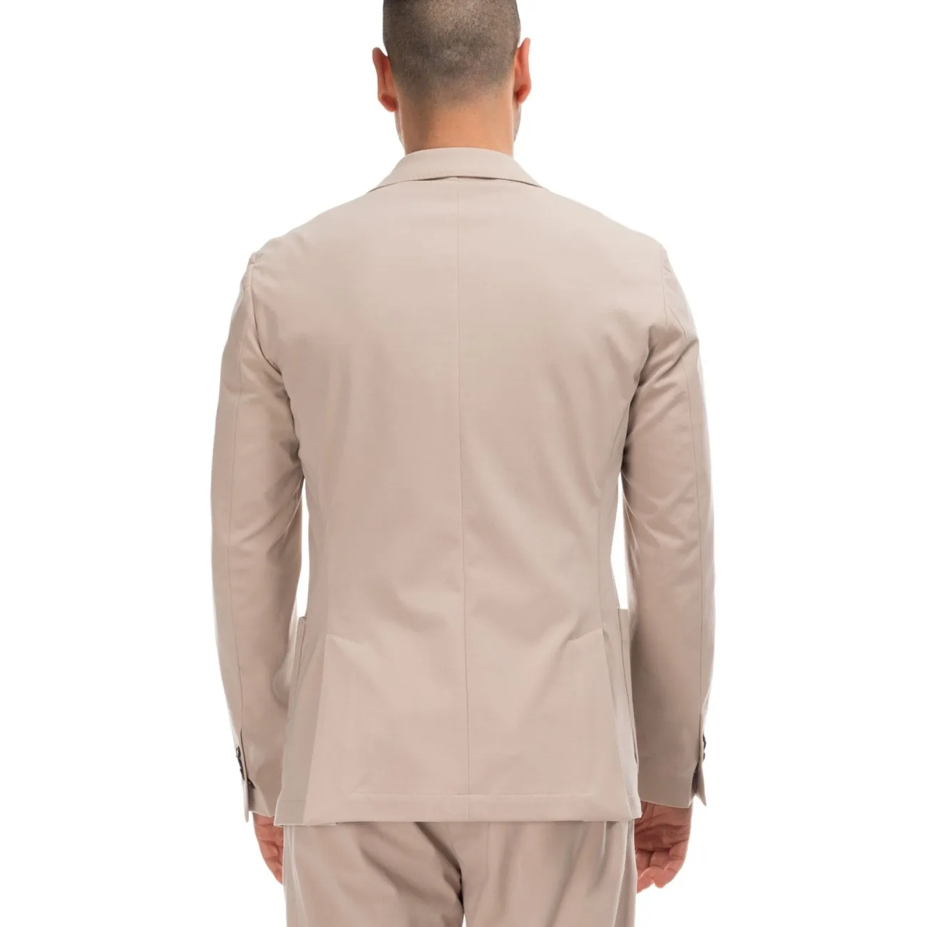 Outfit giacca due bottoni beige
