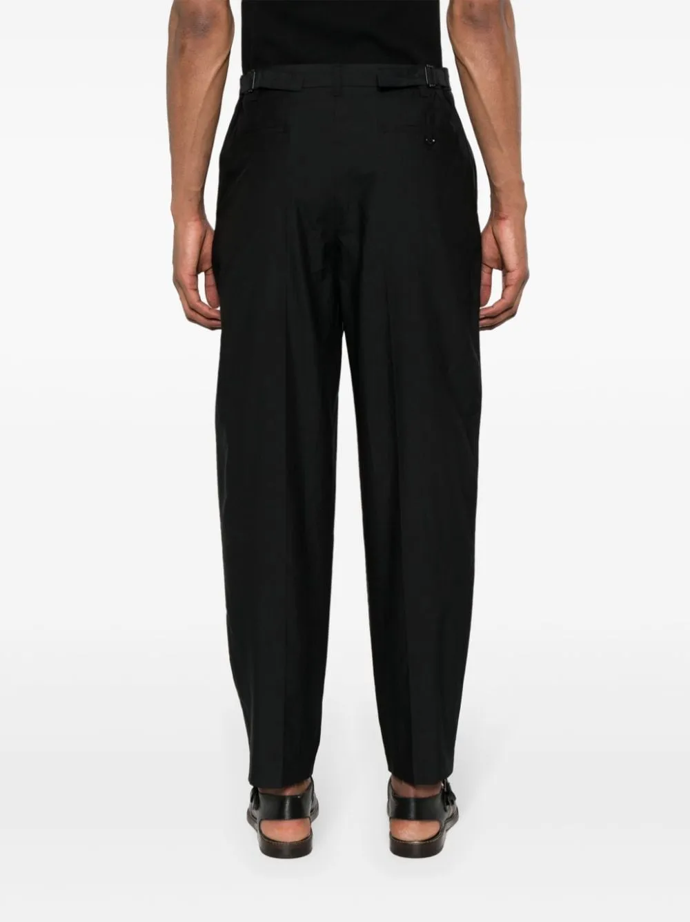 Pantaloni affusolatii in nero - uomo