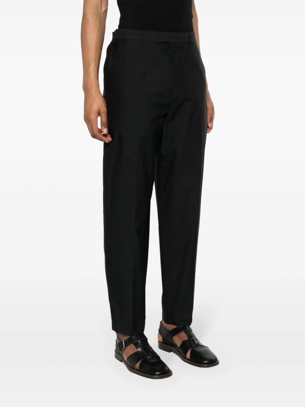 Pantaloni affusolatii in nero - uomo