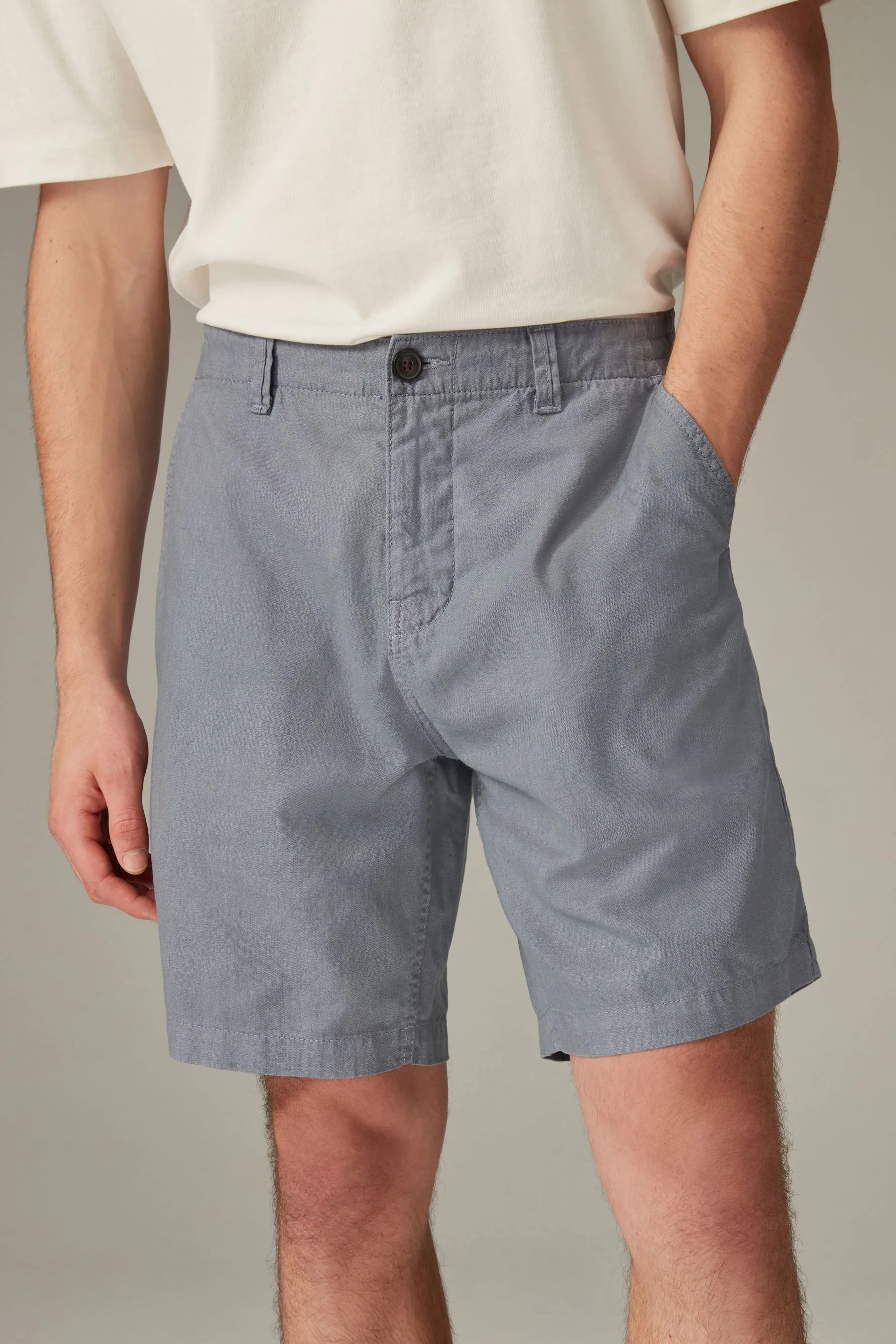 Pantaloni chino corti in misto lino