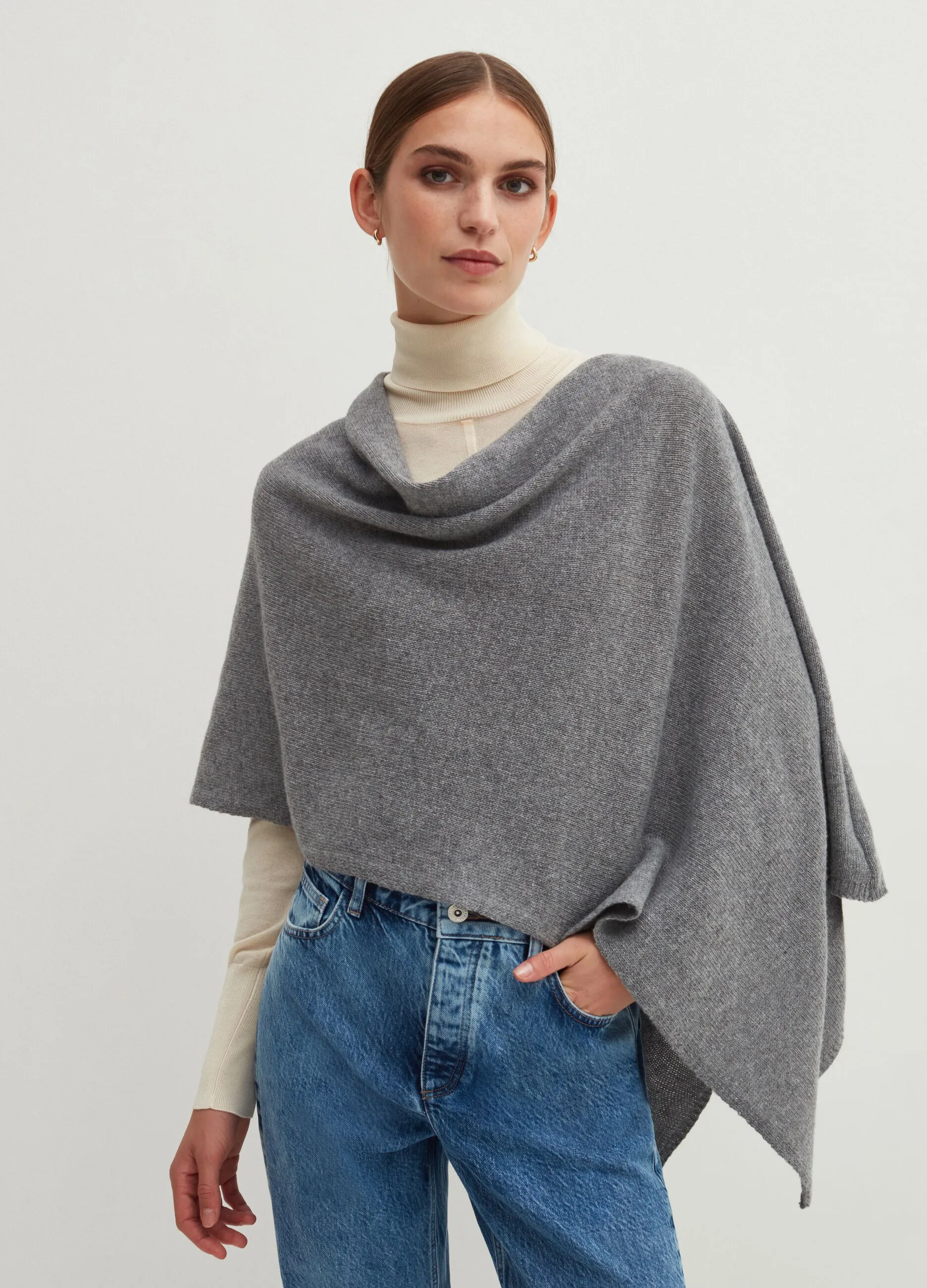 Poncho in lana e mohair