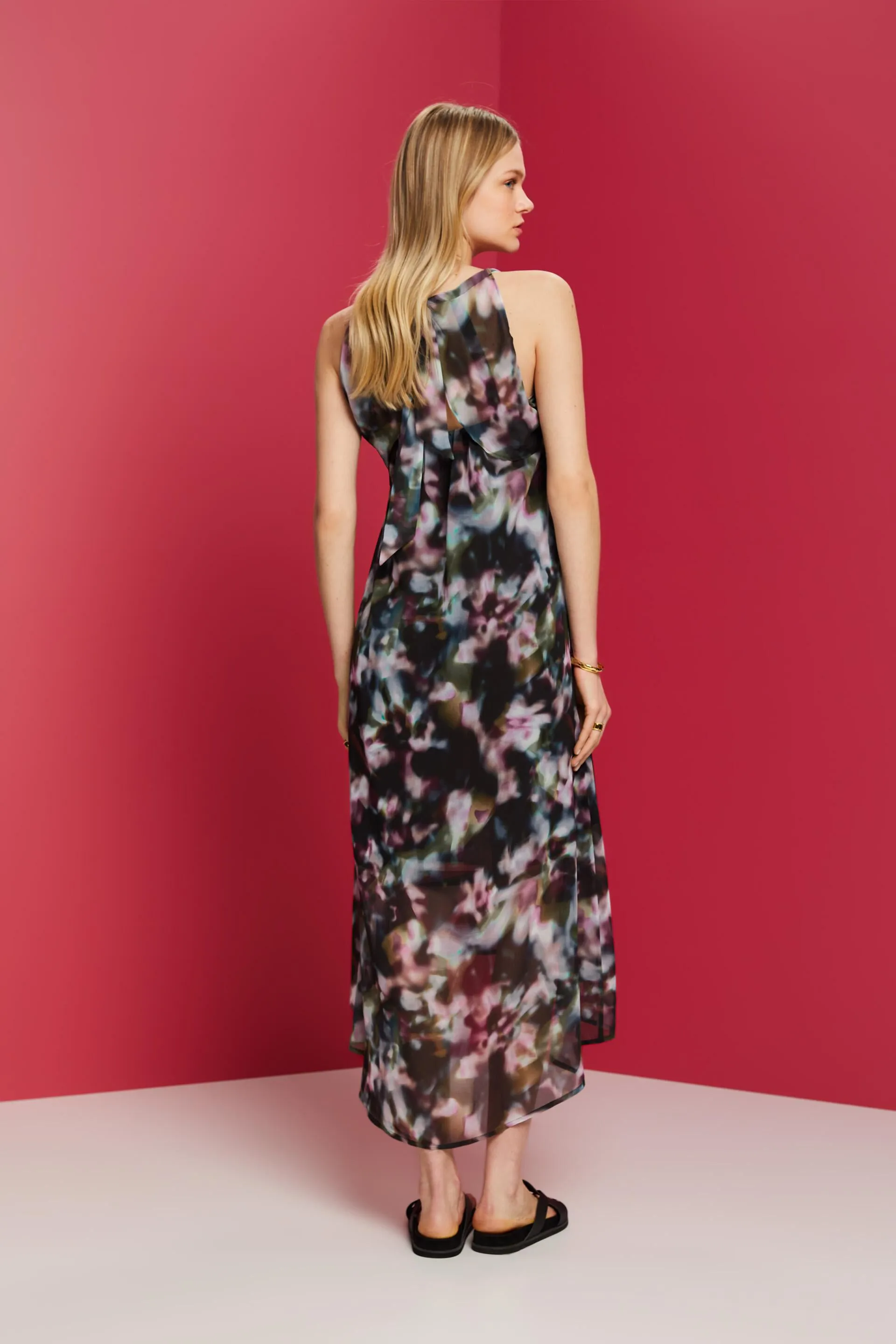 Riciclato: abito midi fantasia in chiffon