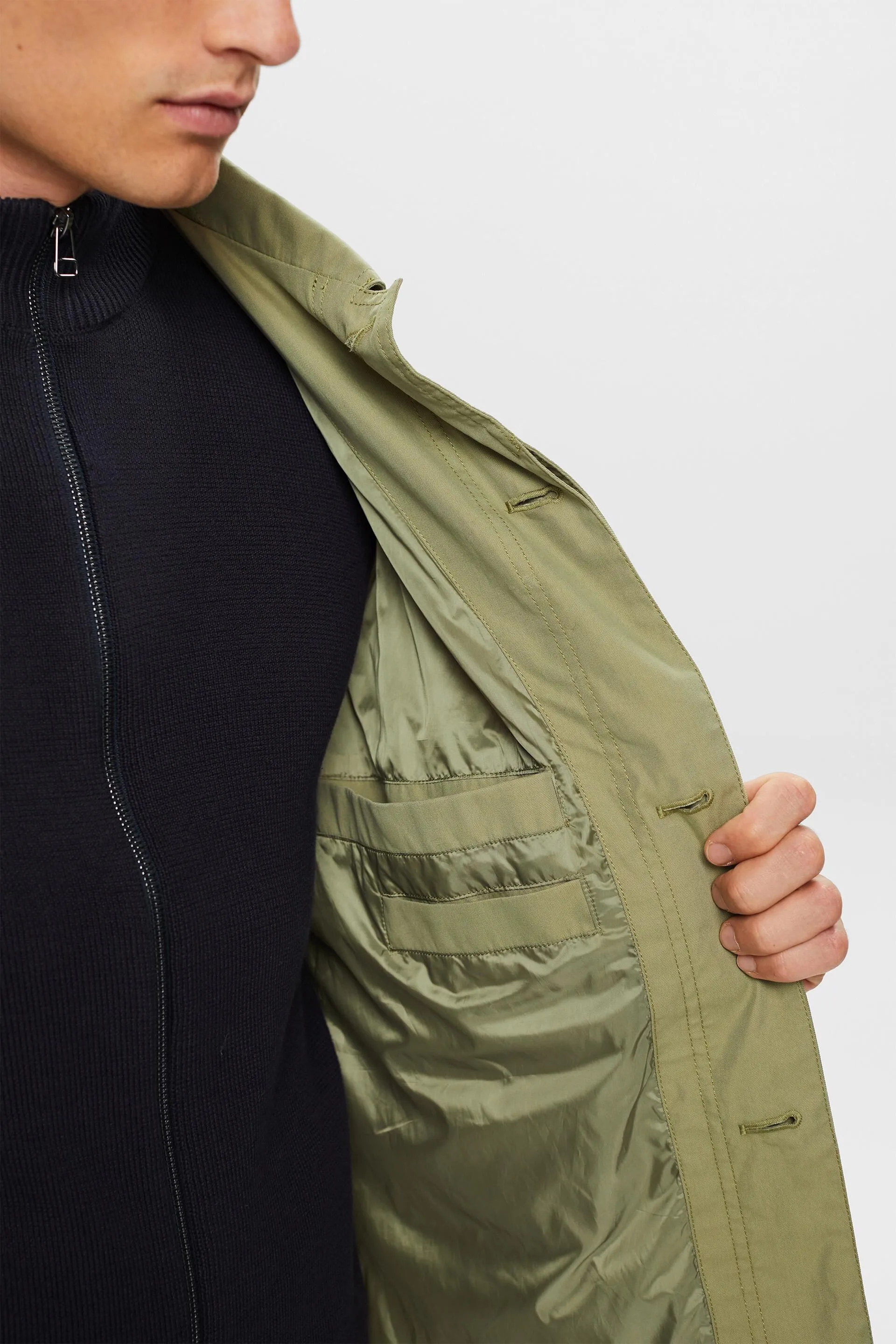 Riciclato: trench leggero