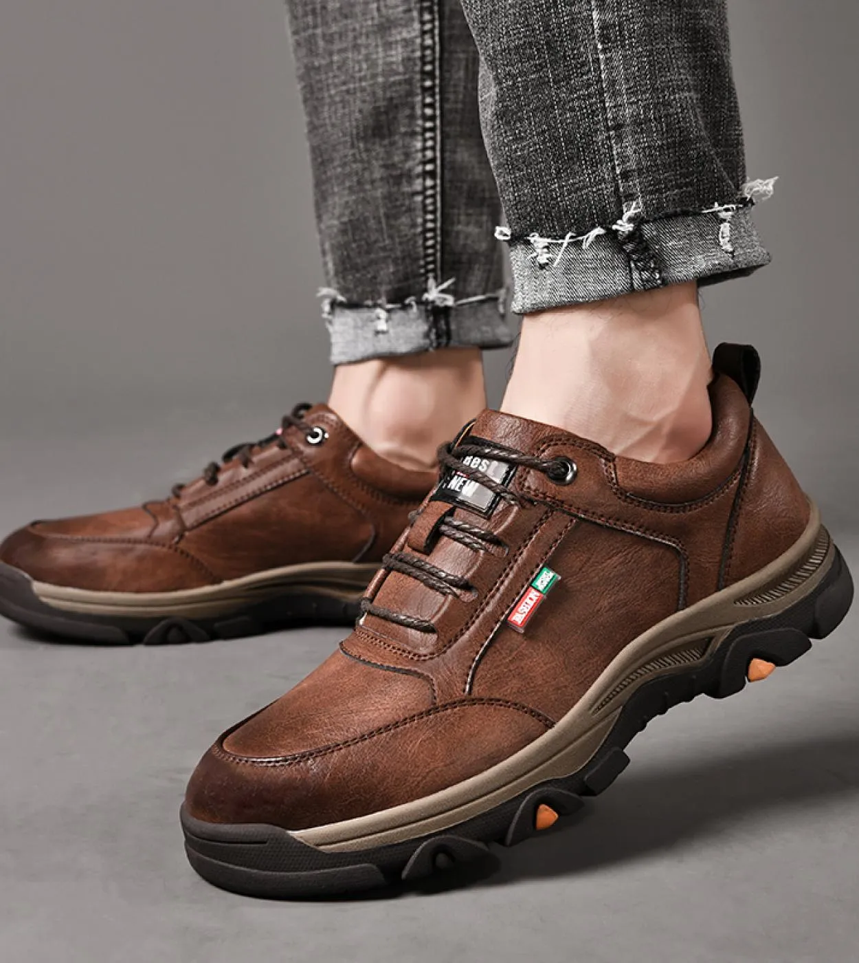 Scarpe da uomo Moda Uomo Scarpe da trekking Trekking Scarpe da ginnastica da uomo Scarpe da esterno comode da uomo Pelle spaccat