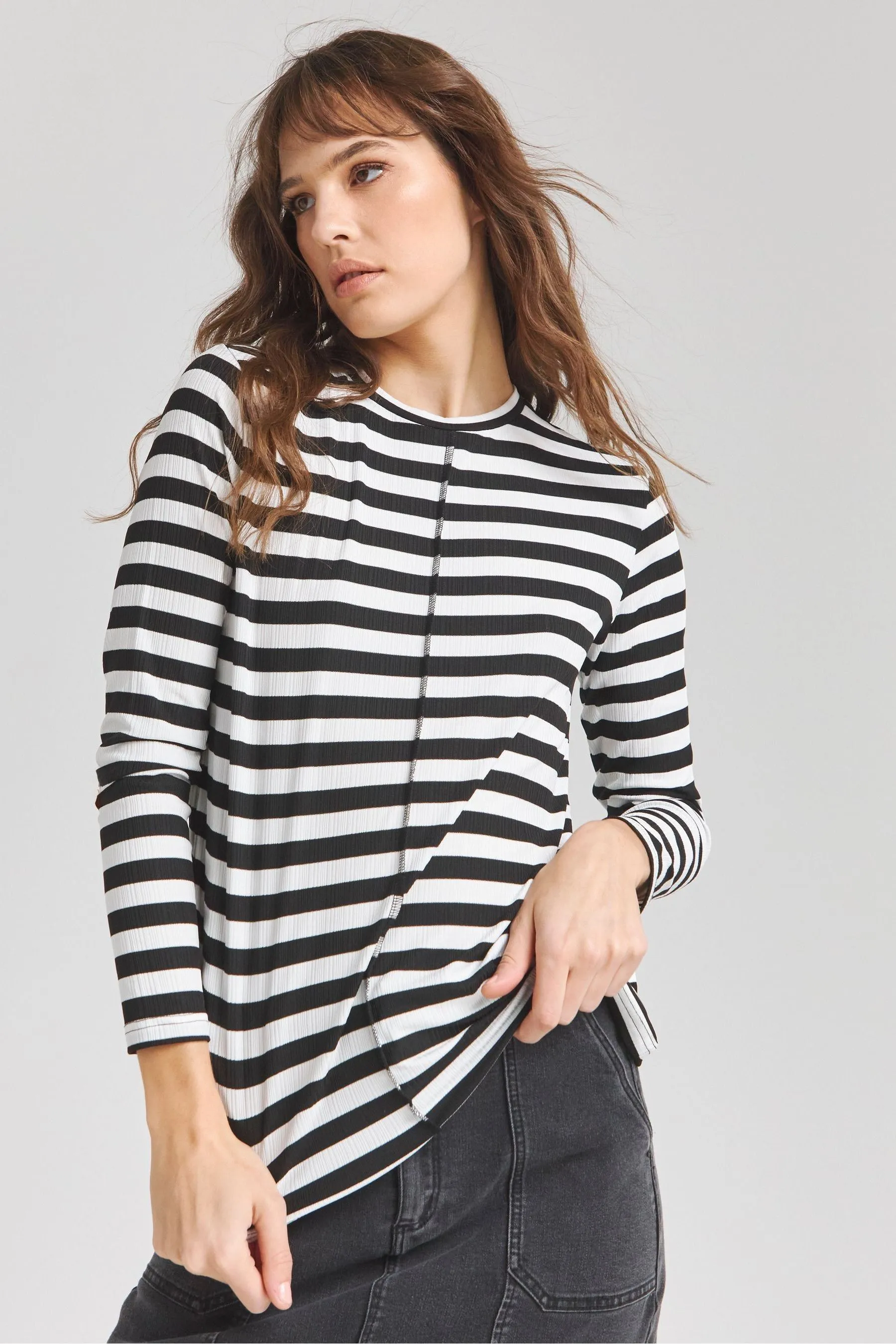Simply Be - T-shirt a righe e a coste con cuciture a contrasto