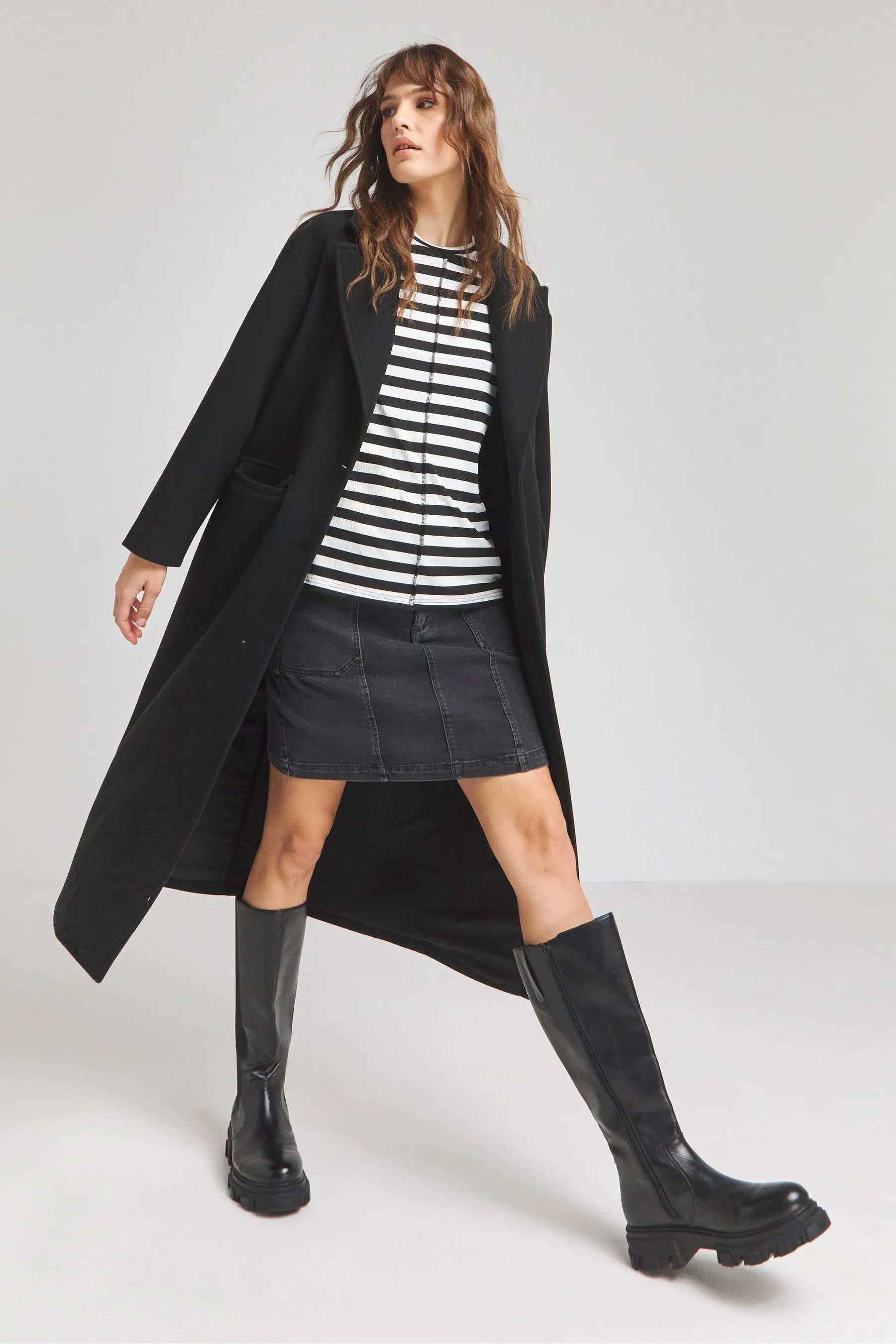 Simply Be - T-shirt a righe e a coste con cuciture a contrasto