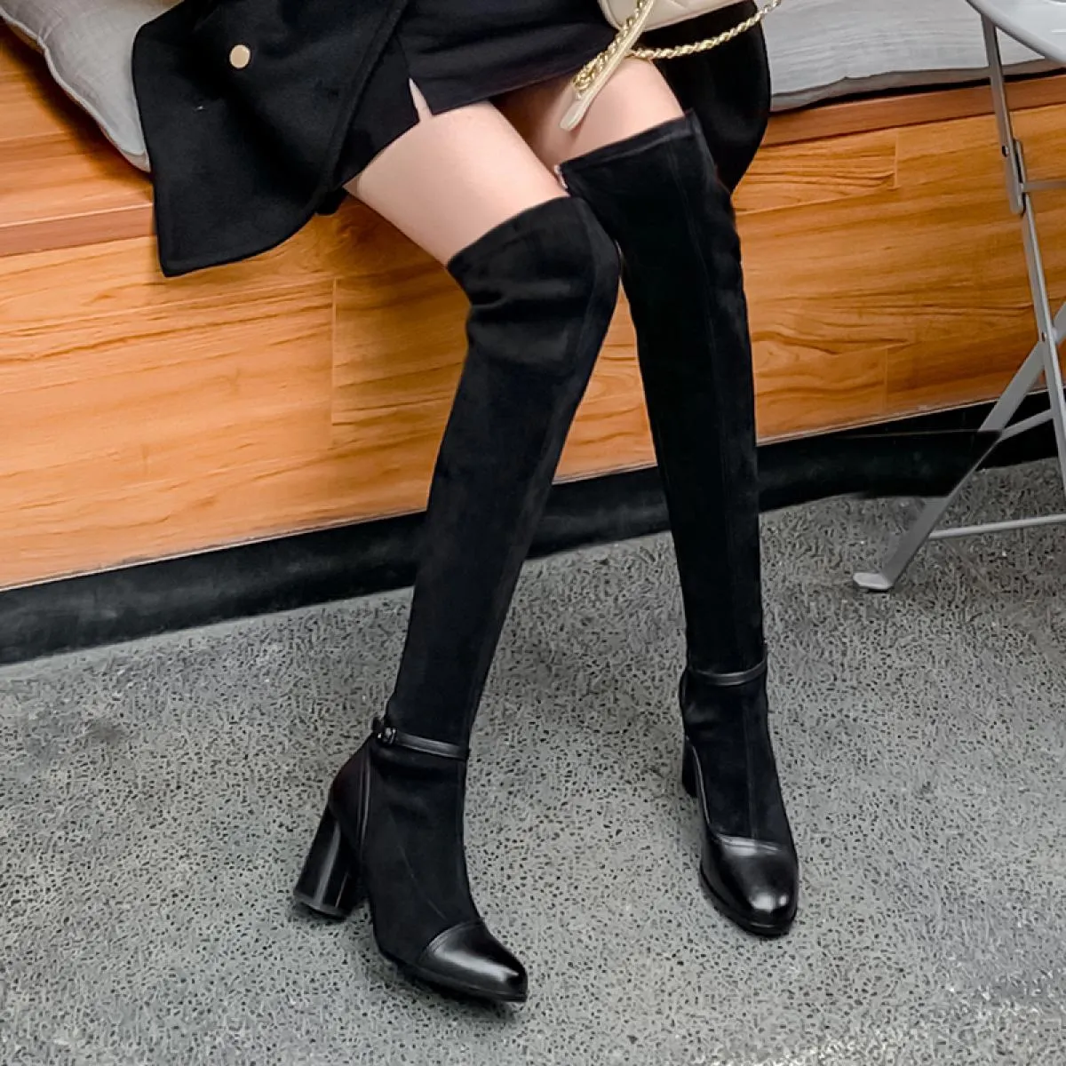 Stivali alti elasticizzati sopra il ginocchio in vera pelle verniciata da donna arrotondati per scarpe autunno inverno Donna con