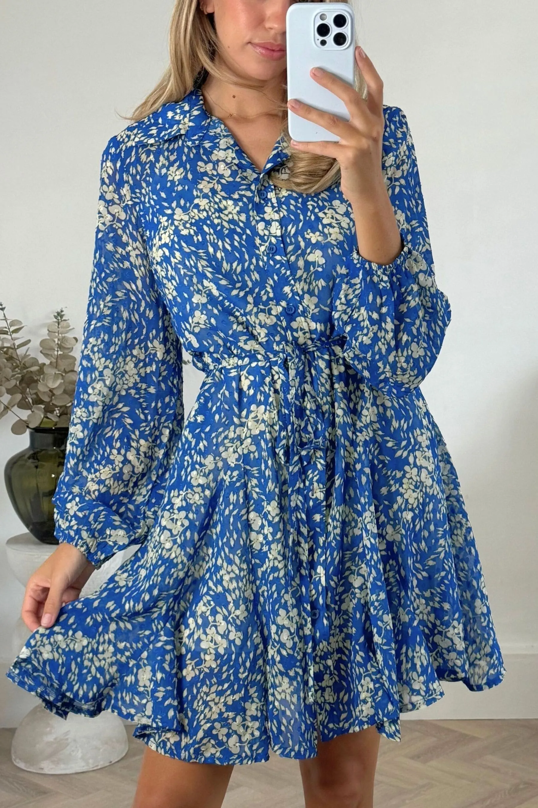 Style Cheat - Myla - Abito chemisier corto con allacciatura in corda