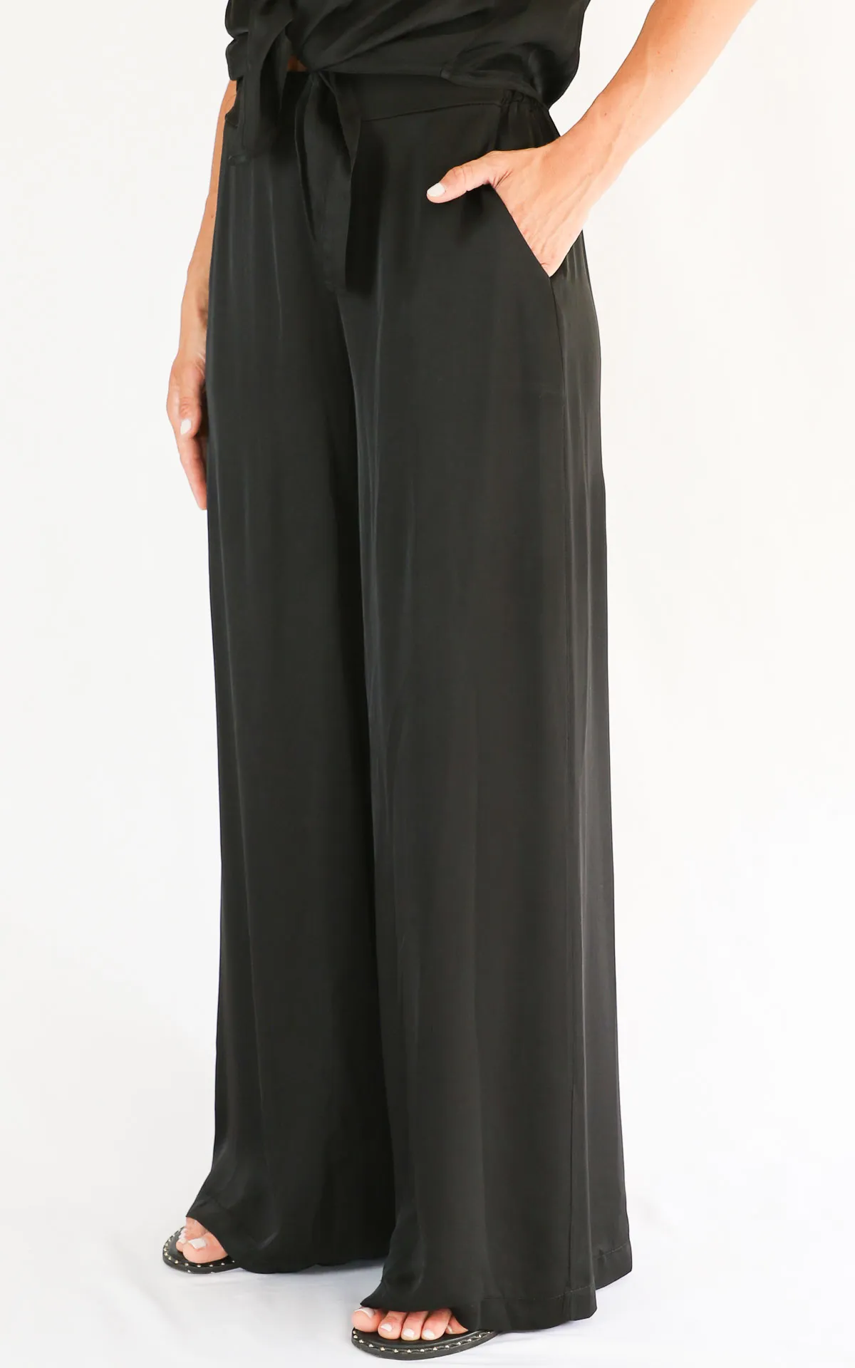 SUSYMIX – Pantalone raso – NERO
