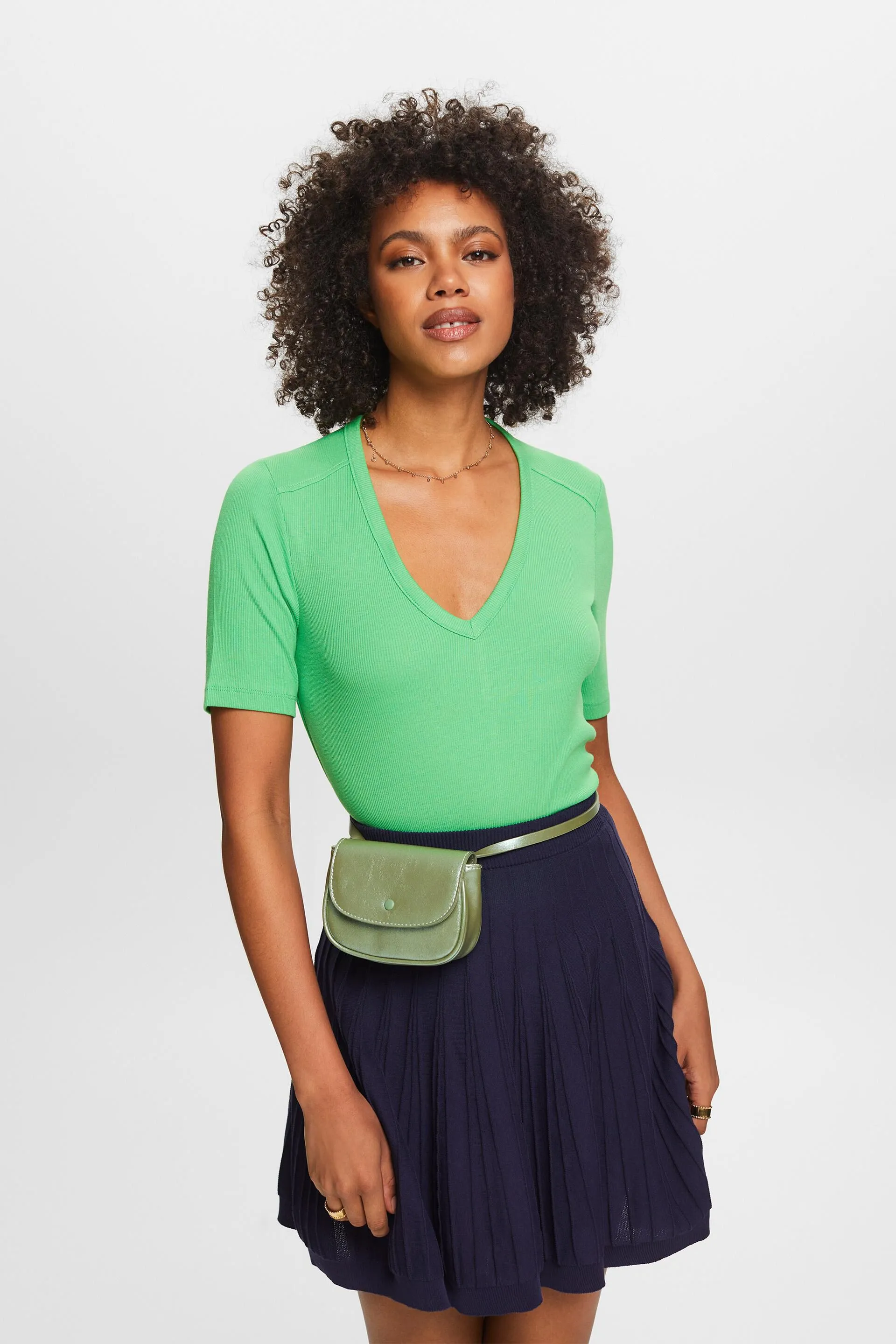 T-shirt a coste con scollo a V